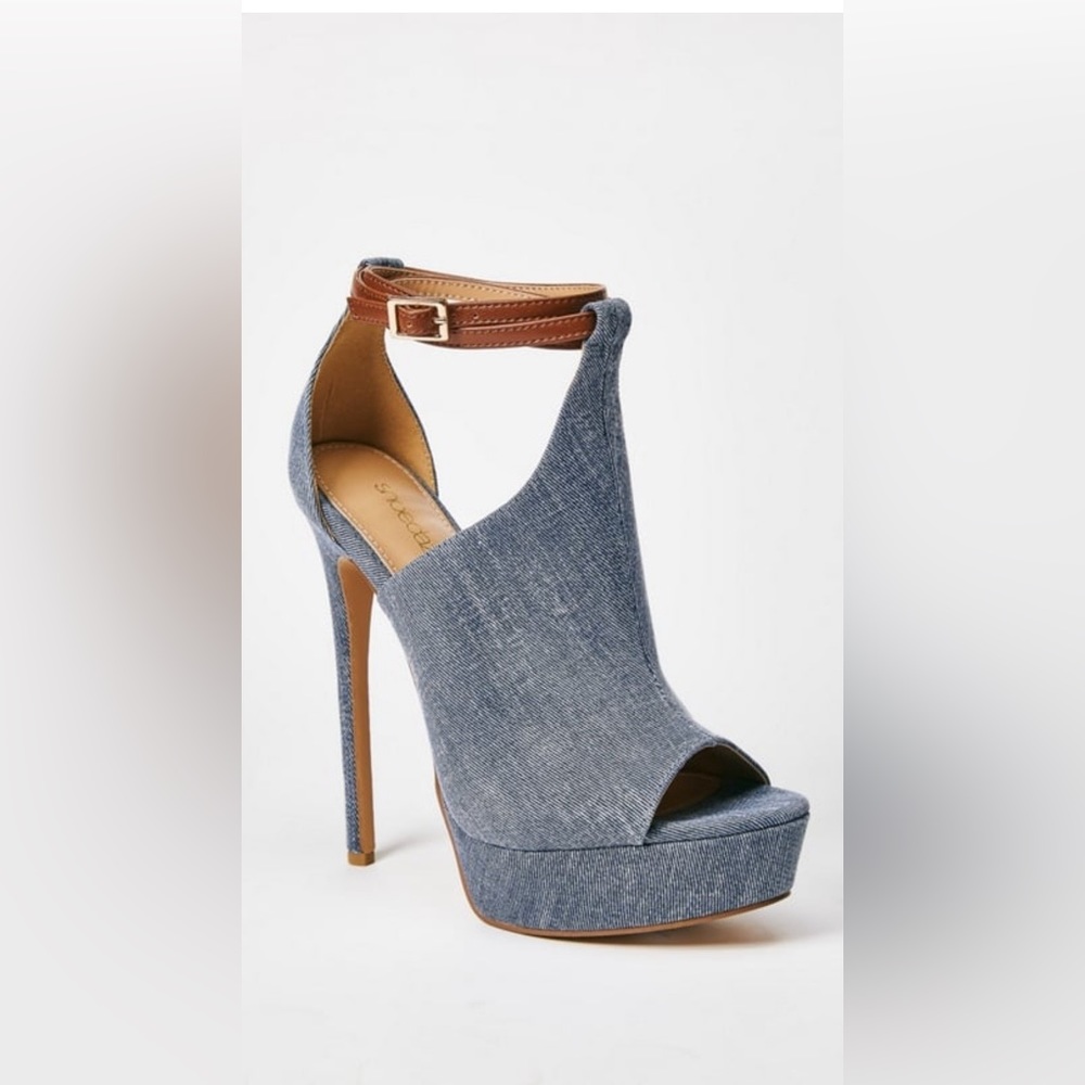 Brand new JustFab heels